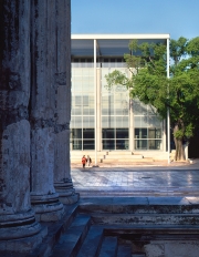 Carre' d'Art Culture, Nimes France - Norman Foster